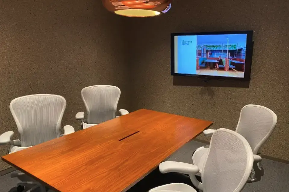 Room L24 - Elizabeth Bay