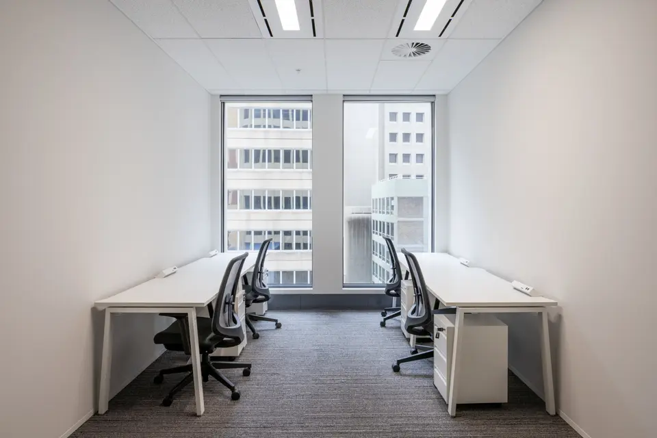 4 pax Day Office