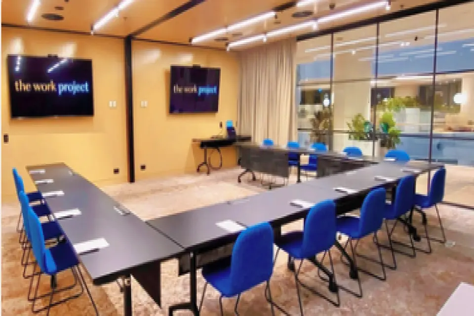 Viola & Bamboo Seminar Room