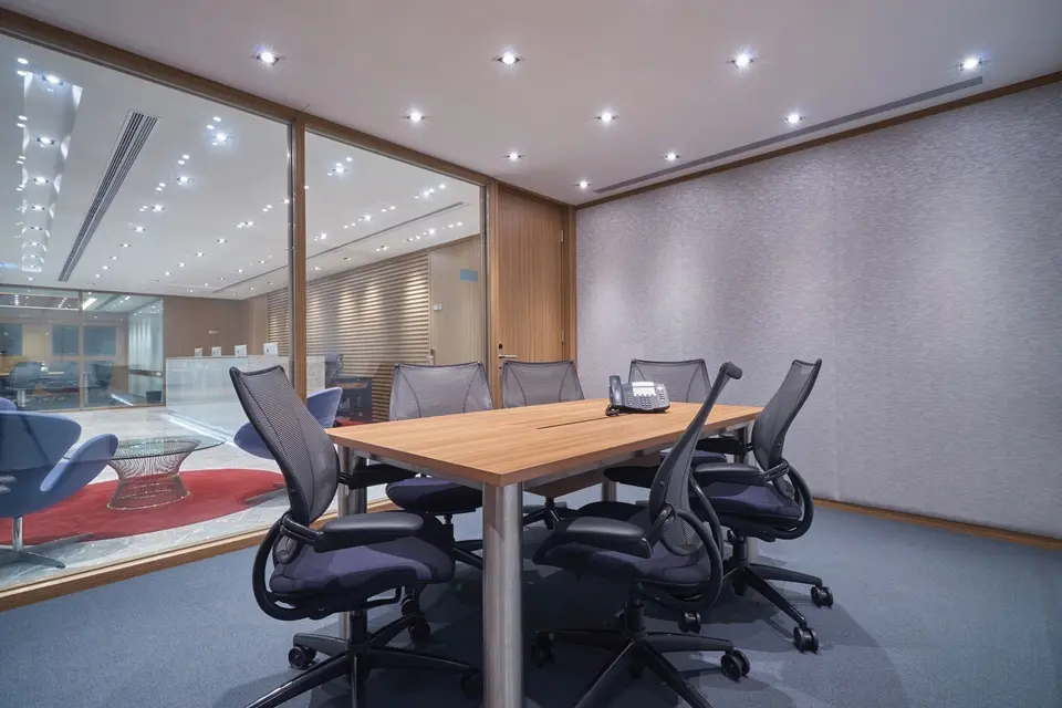 Meeting Room - East 12