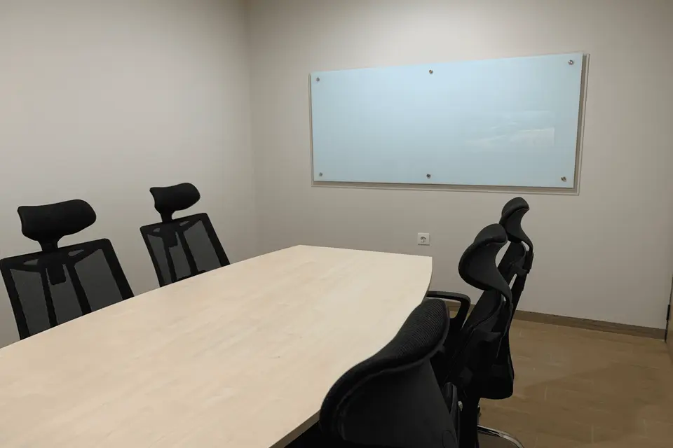 Large Meeting Room
