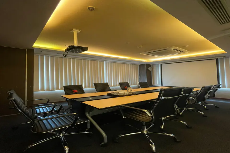 Big Meeting Room