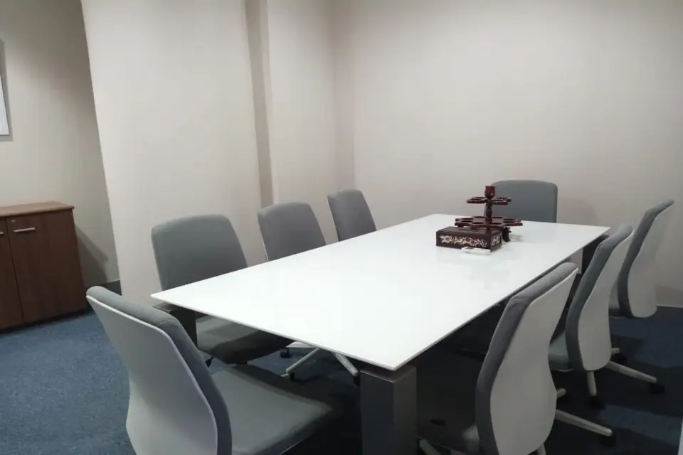 Large Meeting Room 2