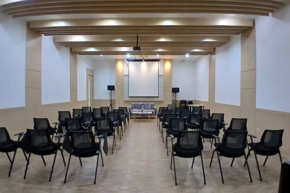 Auditorium Half Day (4 hours)