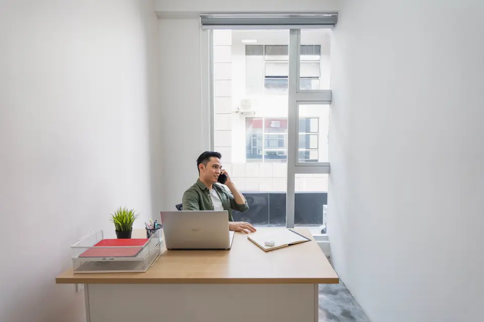 1 Pax Day Office