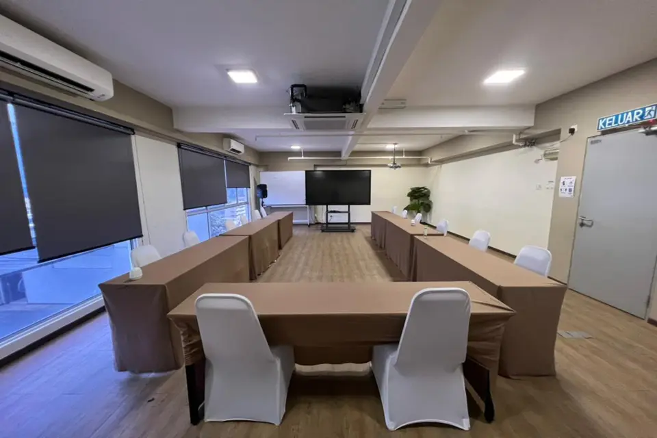Training Room 7-03