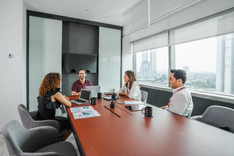 The Glass Meeting Room
