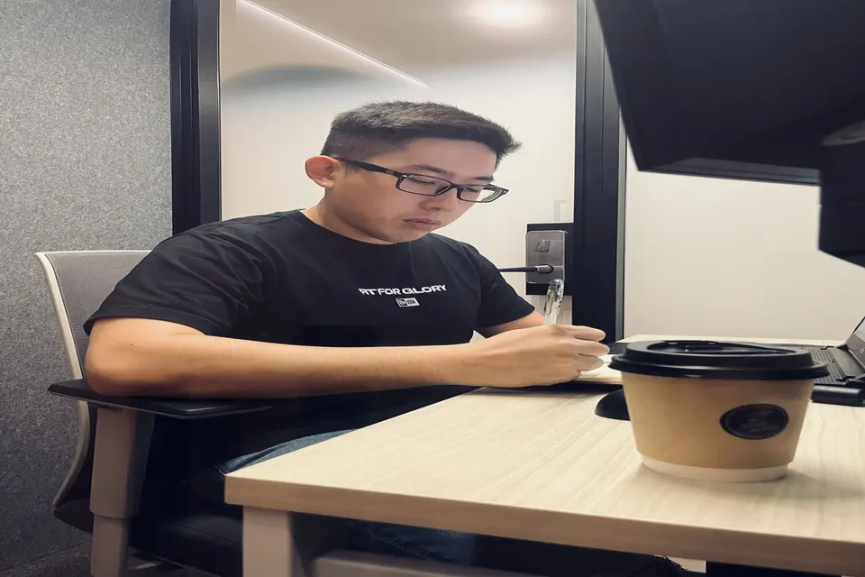 1 pax Privacy Pod