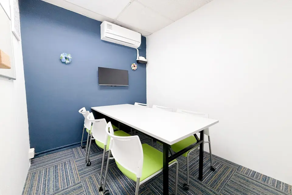No. 3 - Meeting Room 6 pax