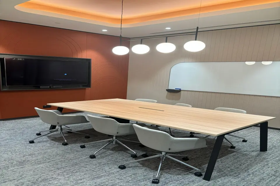 Meeting Room 1 (6 pax)