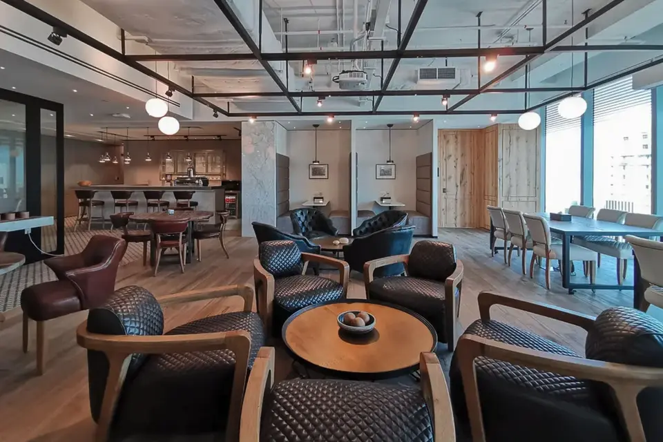 L37, Event Space