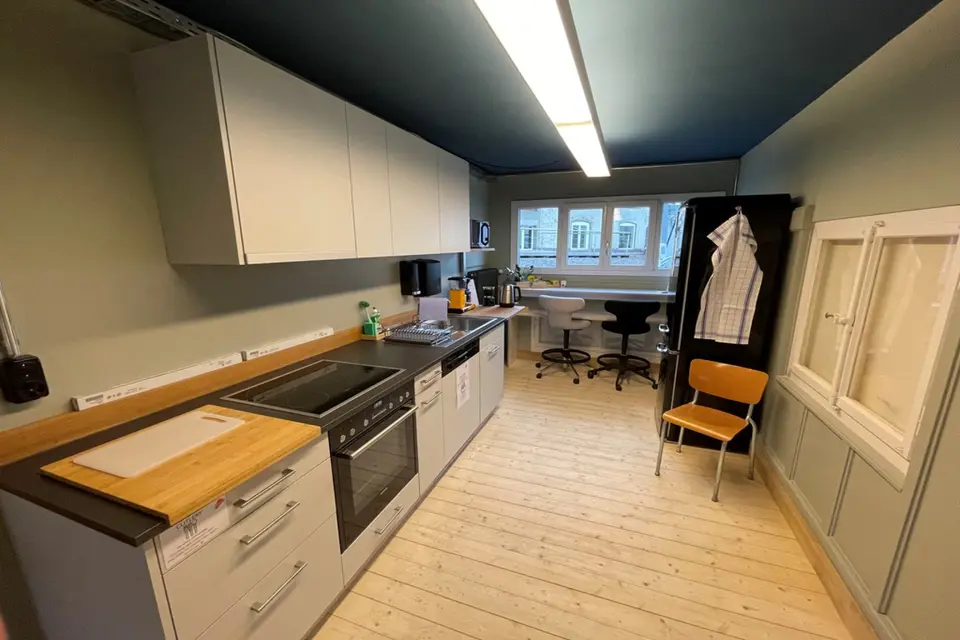 Community kitchen