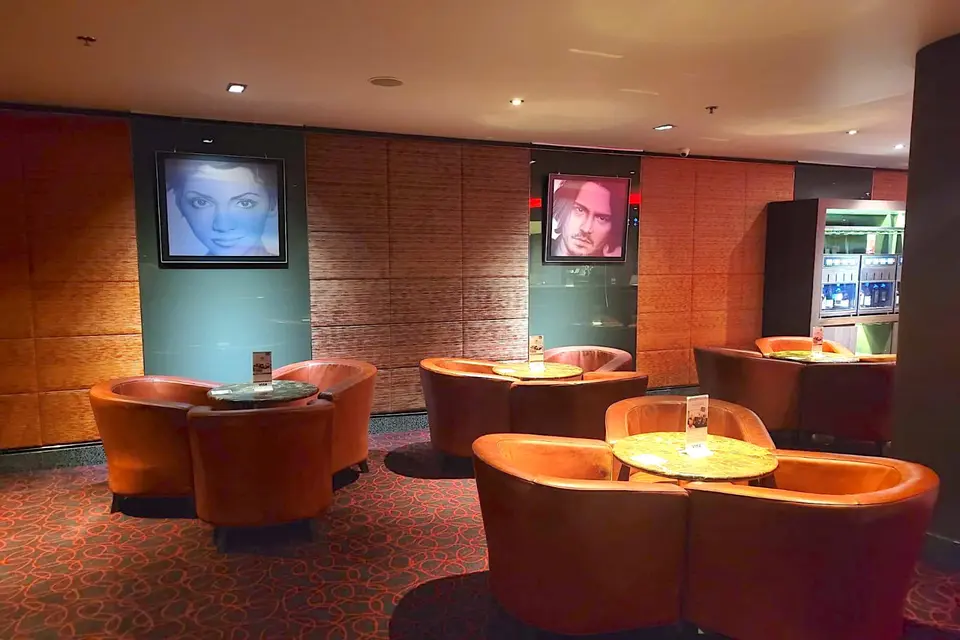 Vivocity Gold Class Lounge