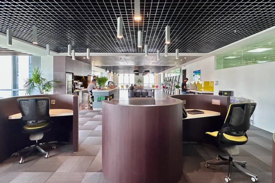 Marina Plaza | Level 32