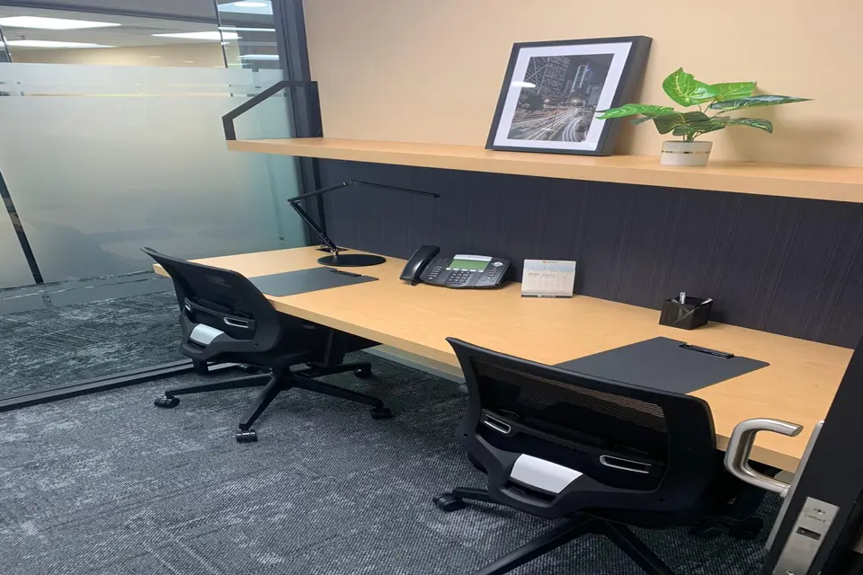 2 pax Day Office