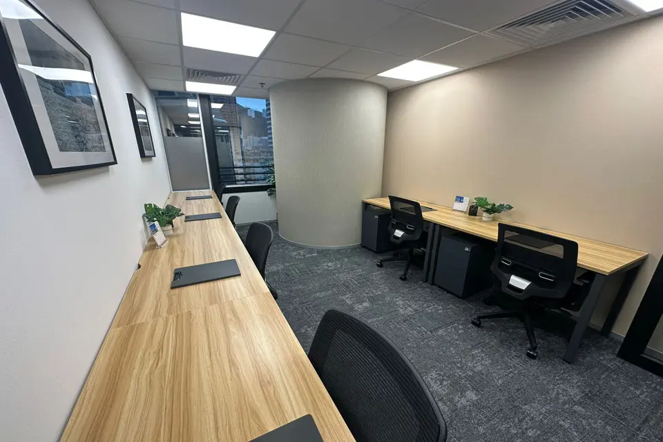 6 pax Day Office