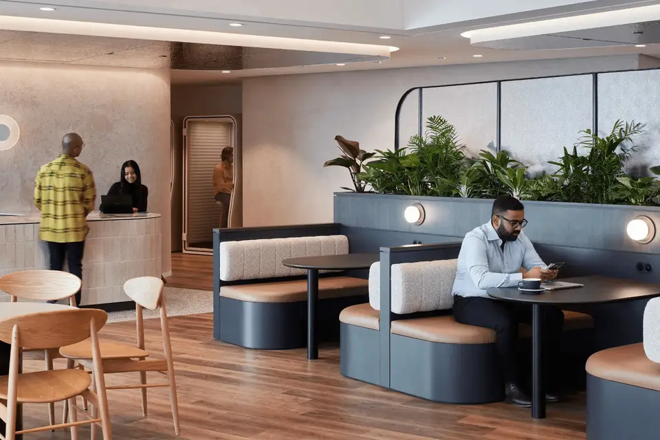 Salesforce Tower Centre