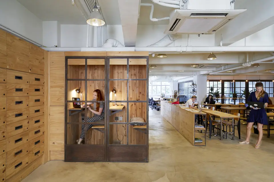 KTown | 6/F Cheung Hing Ind. Bldg.