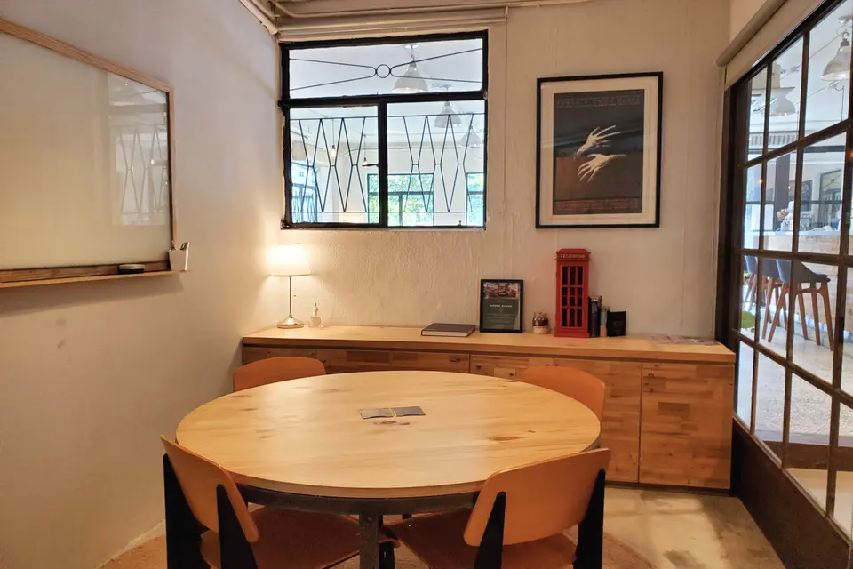 Meeting Room B
