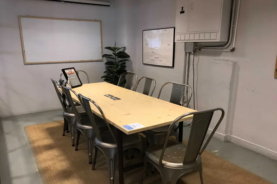 10/F Meeting Room