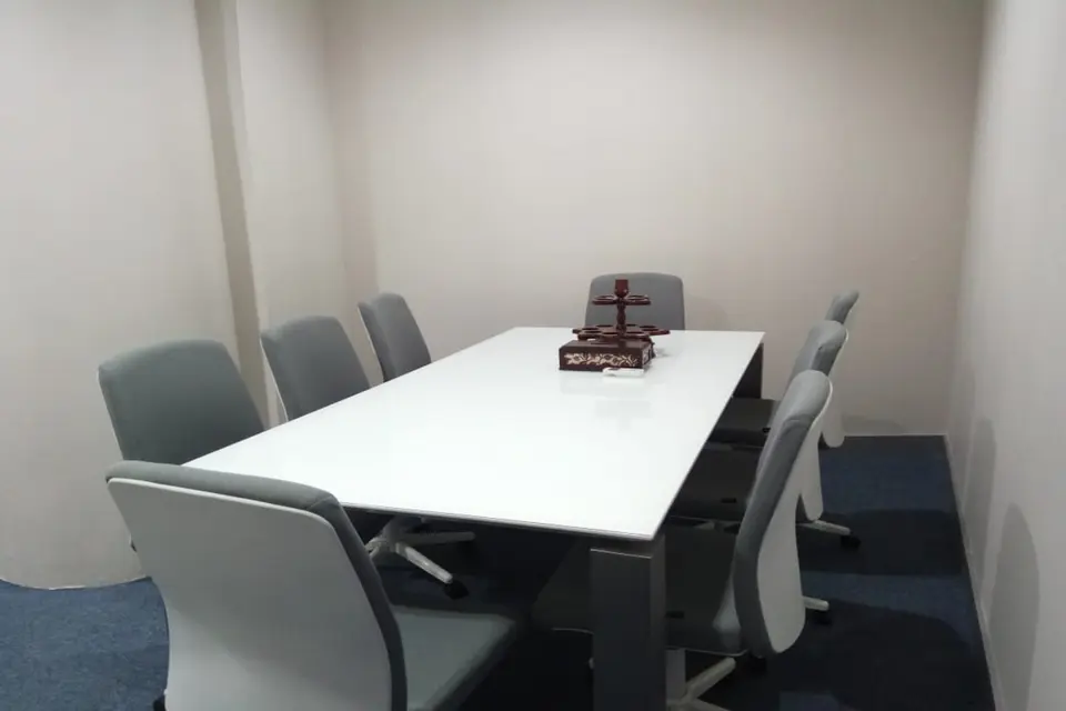Large Meeting Room 2