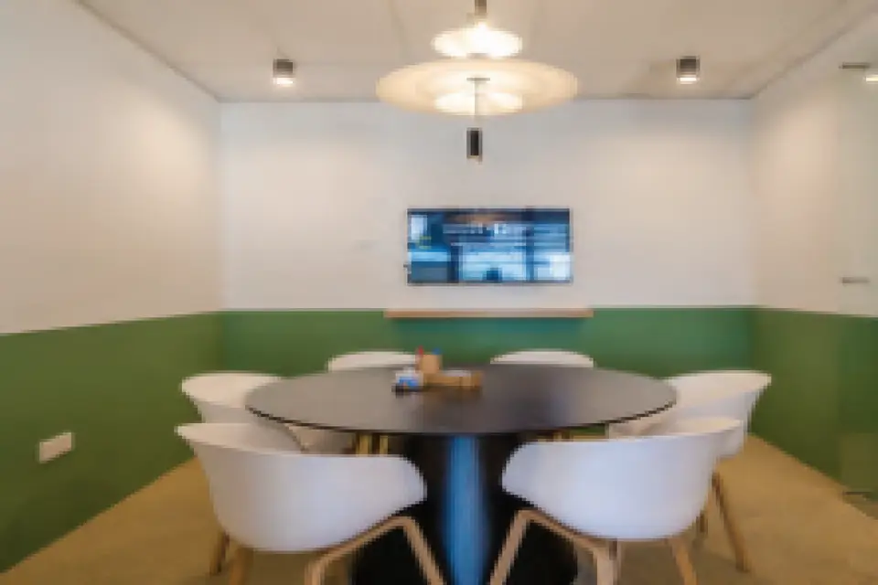 Commune 1 or 2