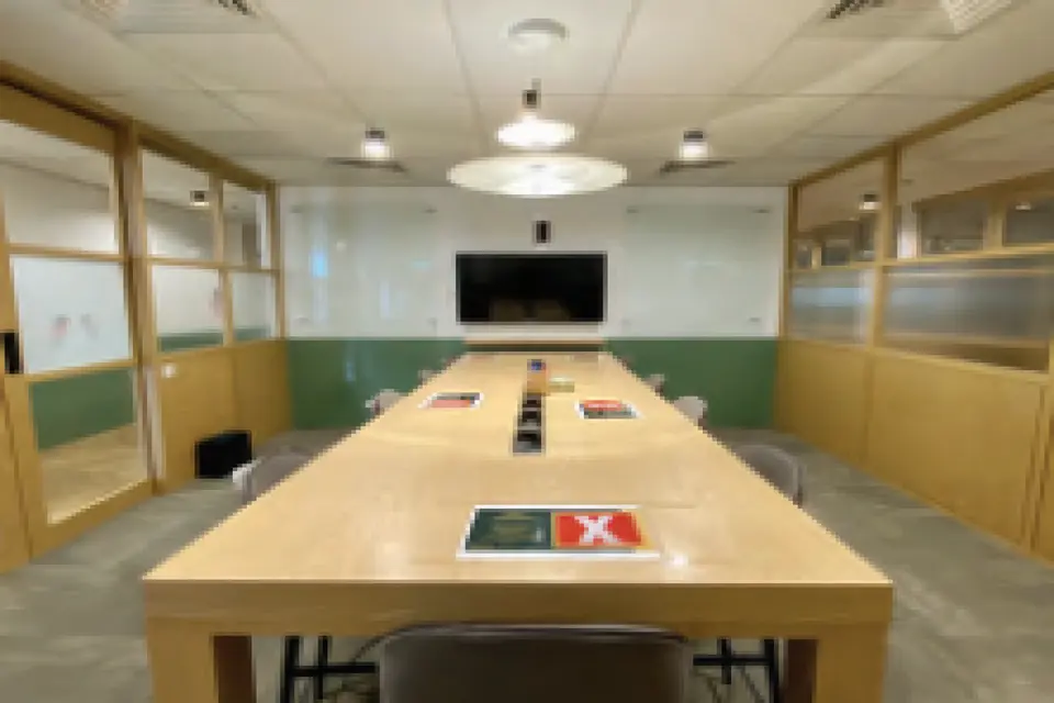 Boardroom 8