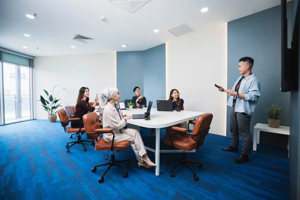 The Entrepreneur Meeting Room