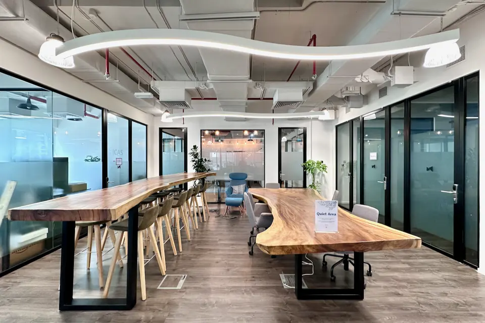 One JLT | Level 2