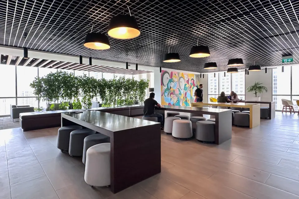 Marina Plaza | Level 32