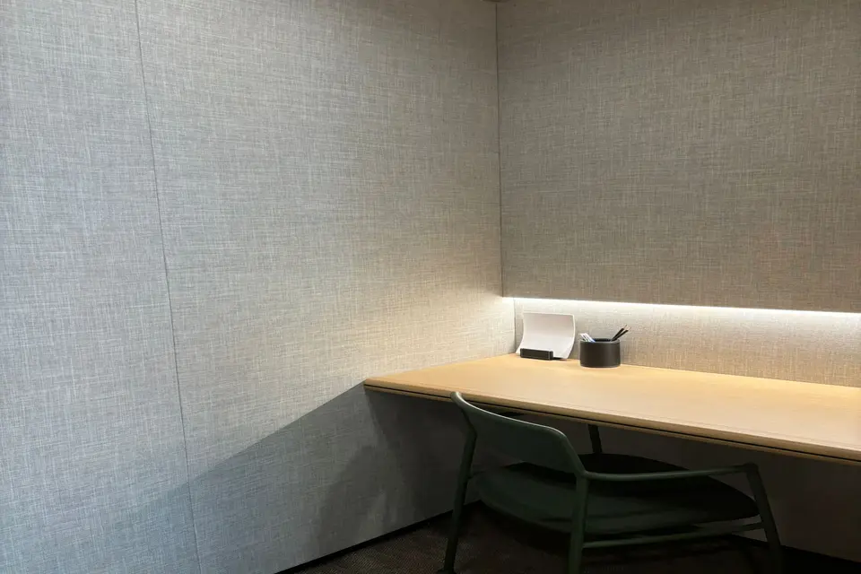 1 pax Day Office
