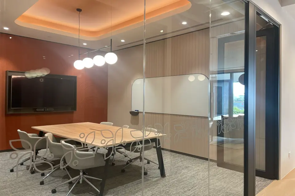 Meeting Room 1 (6 pax)