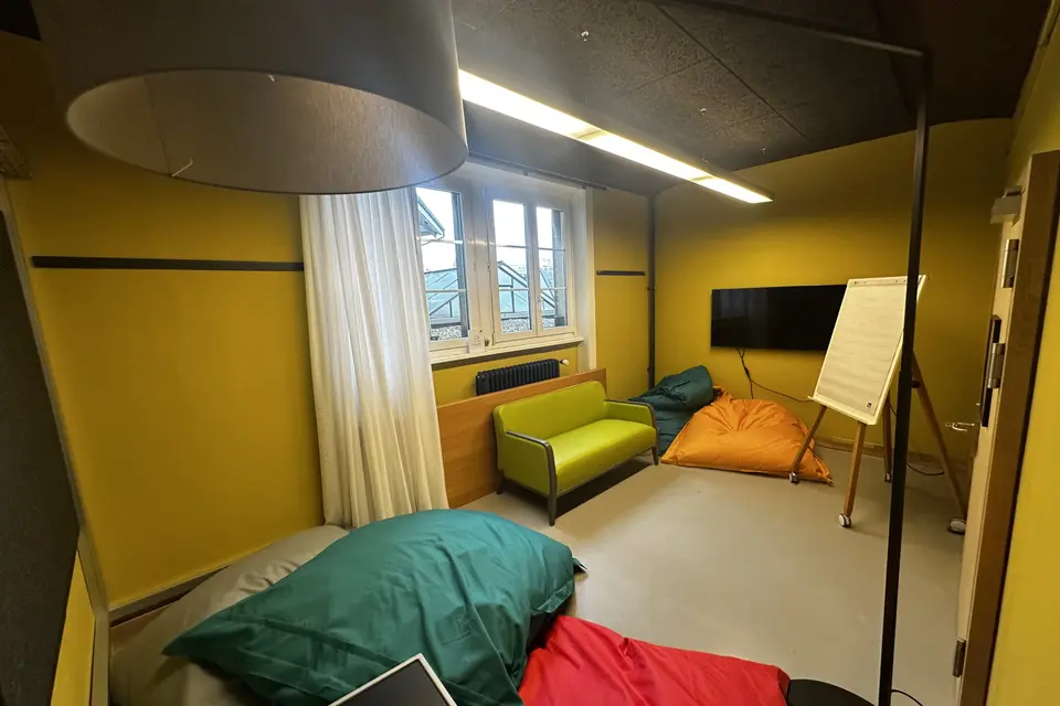 Innovator meeting room
