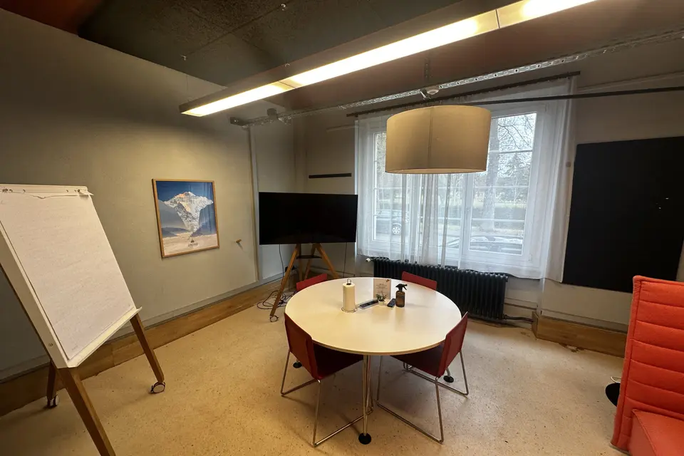 Rocketeer meeting room