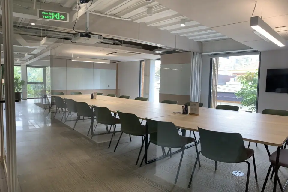 20 pax Meeting Room