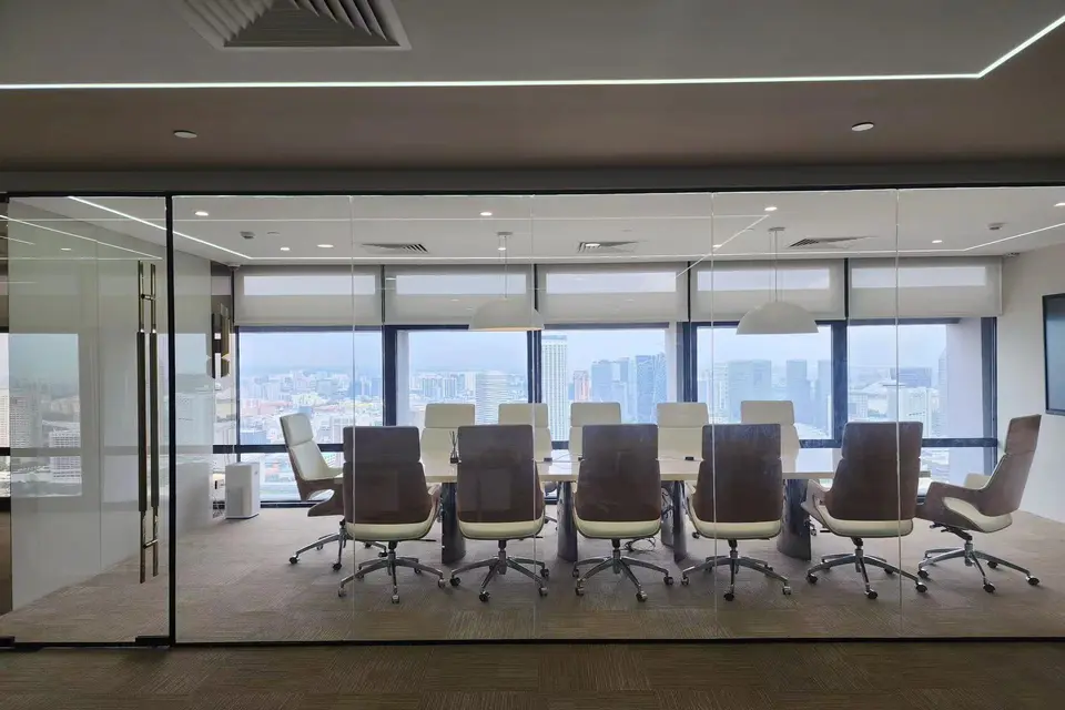 Superior Meeting Room