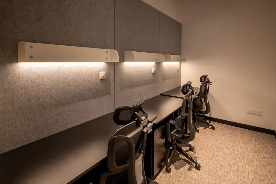 3 pax Day Office