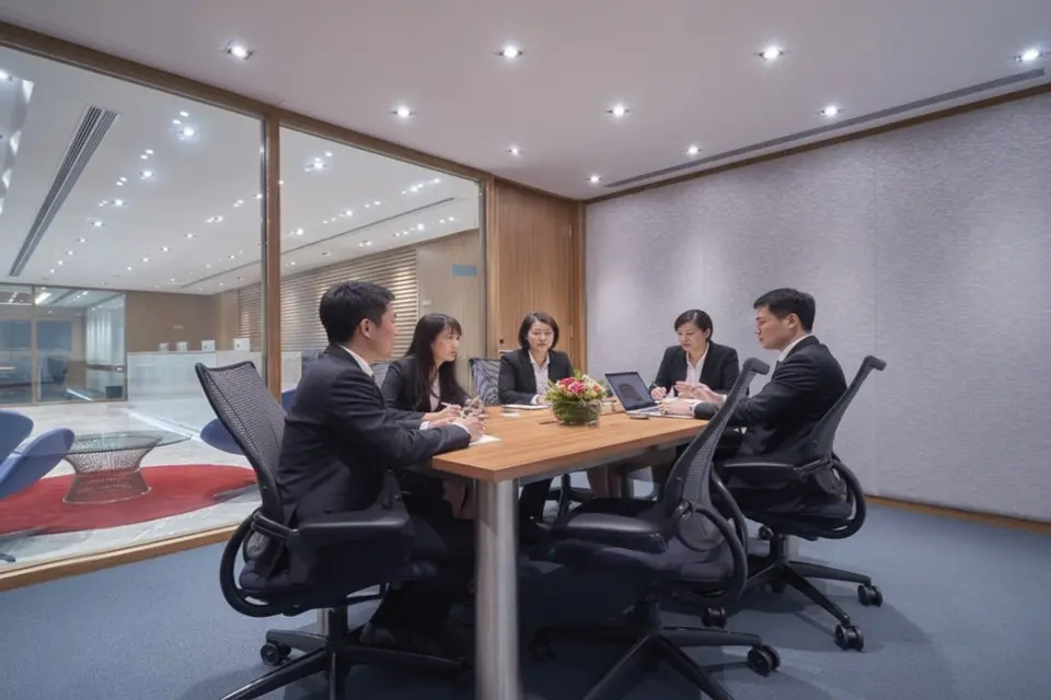 Meeting Room - East 12