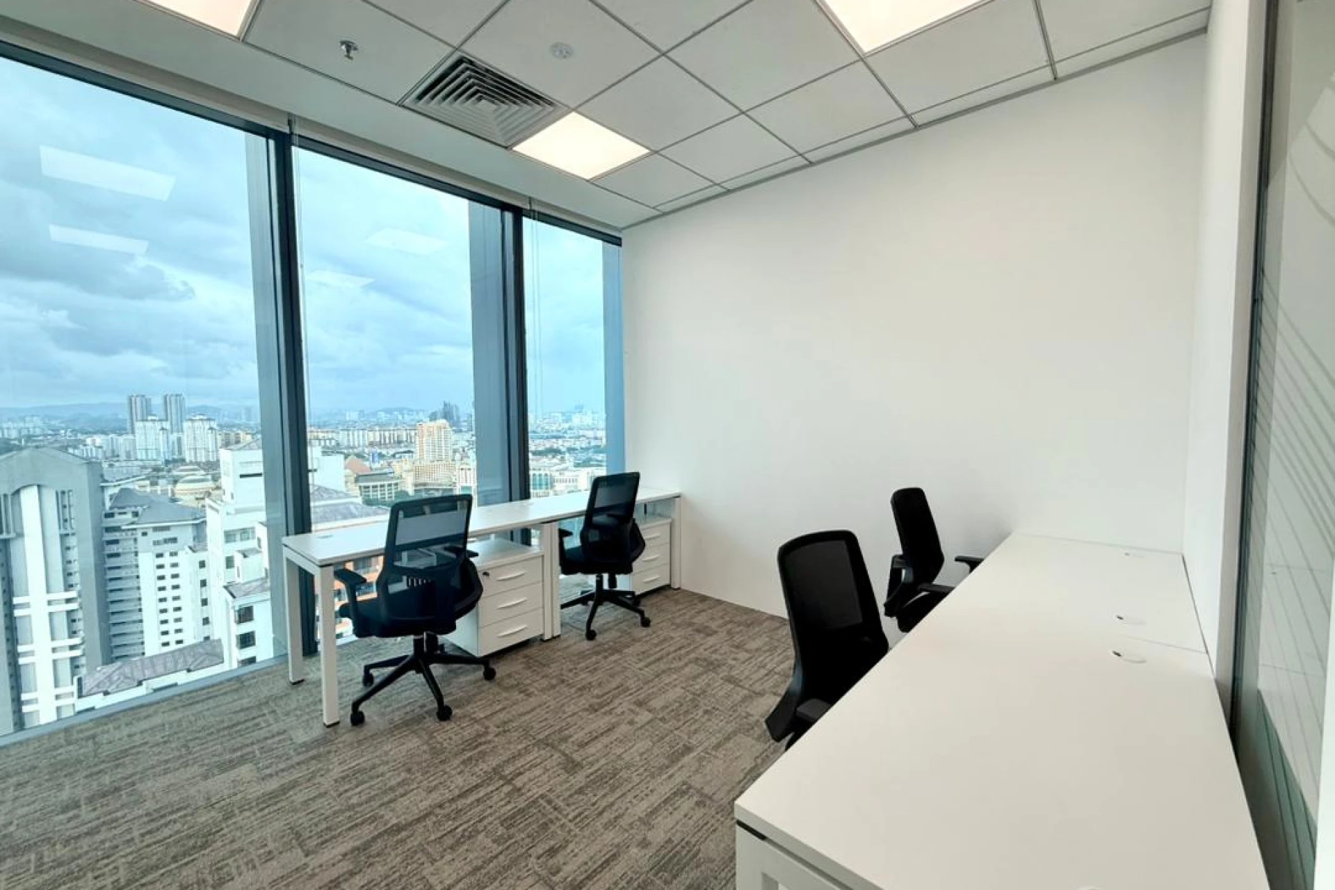Private Suite (Day) 2 Pax