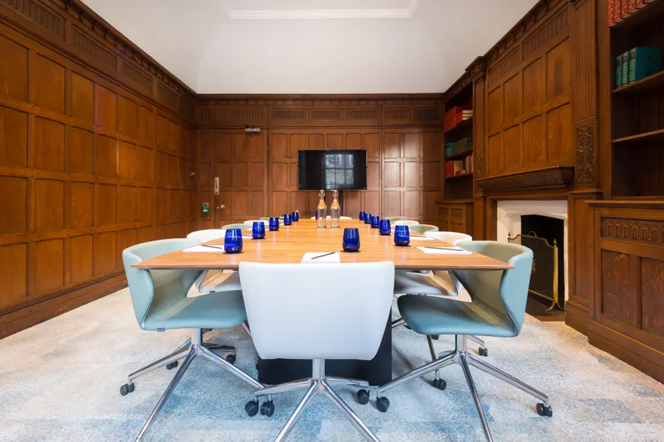 Ambridge Room (12)