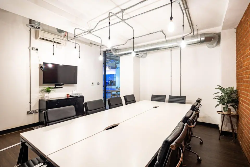 Meeting Room 2 (8)